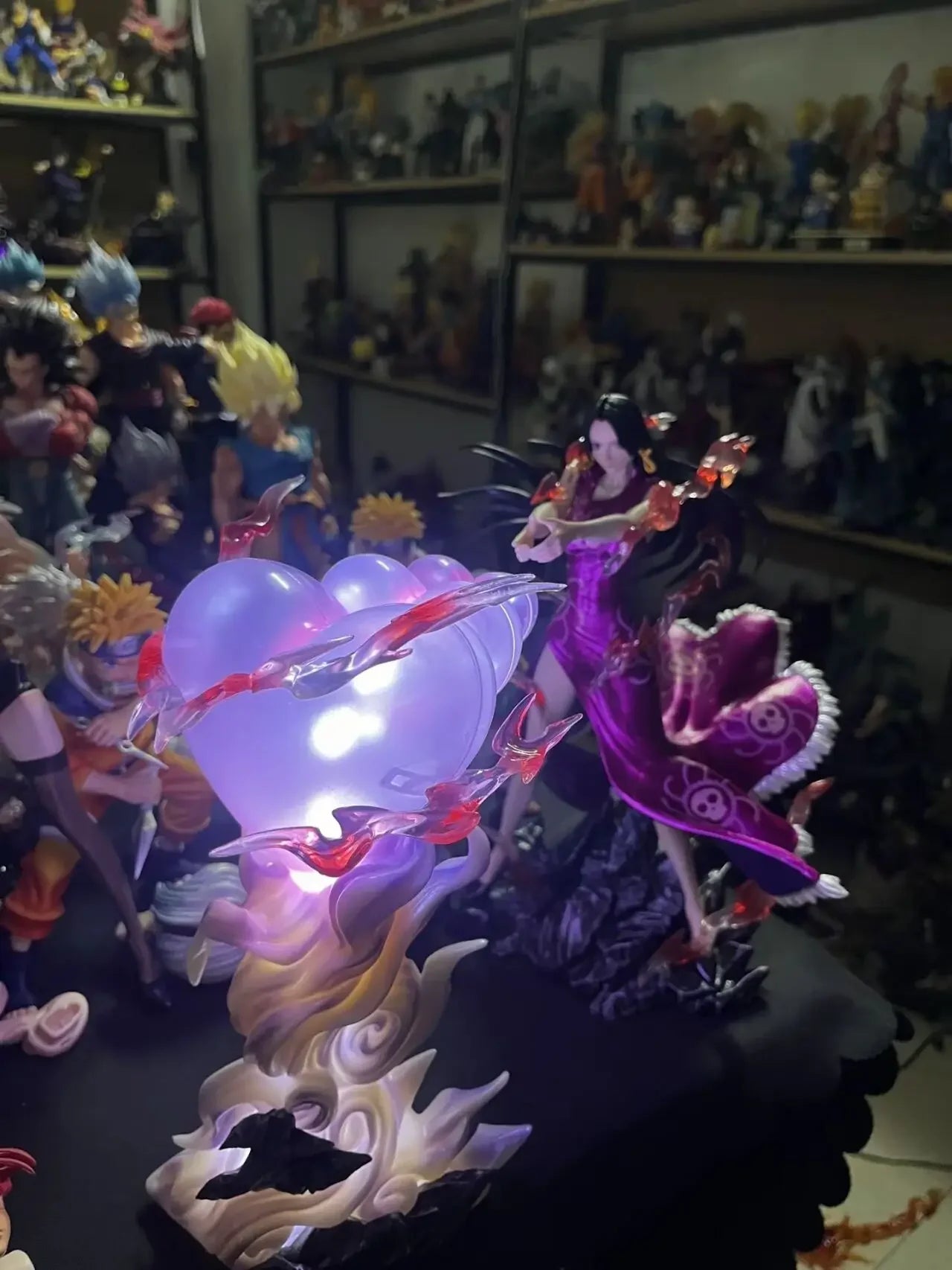 New IN STOCK 26CM ONE PIECE Anime Figures BoaΒ·Hancock Figures with light sexy girl PVC Statue desktop decoration model Gift Toys