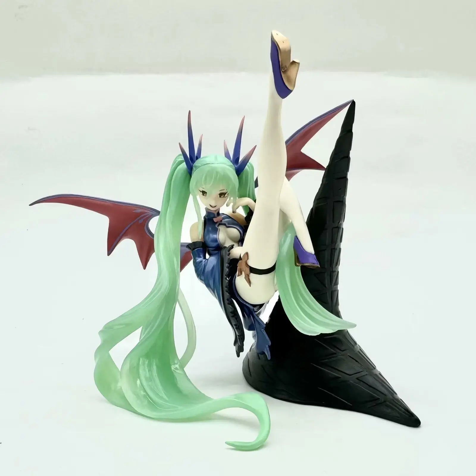 17cm Hatsune Miku Anime Figure Light And Dark Beautiful Angel Girl Action Figure PVC Collectible Model Doll Ornaments Toys Gifts