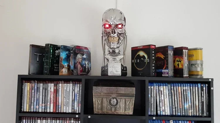 1/1 Scale Replica Resin Terminator T800 Skull Endoskeleton Lift-Size Bust Figure light LED EYE T-800 T2 statue model Home decor