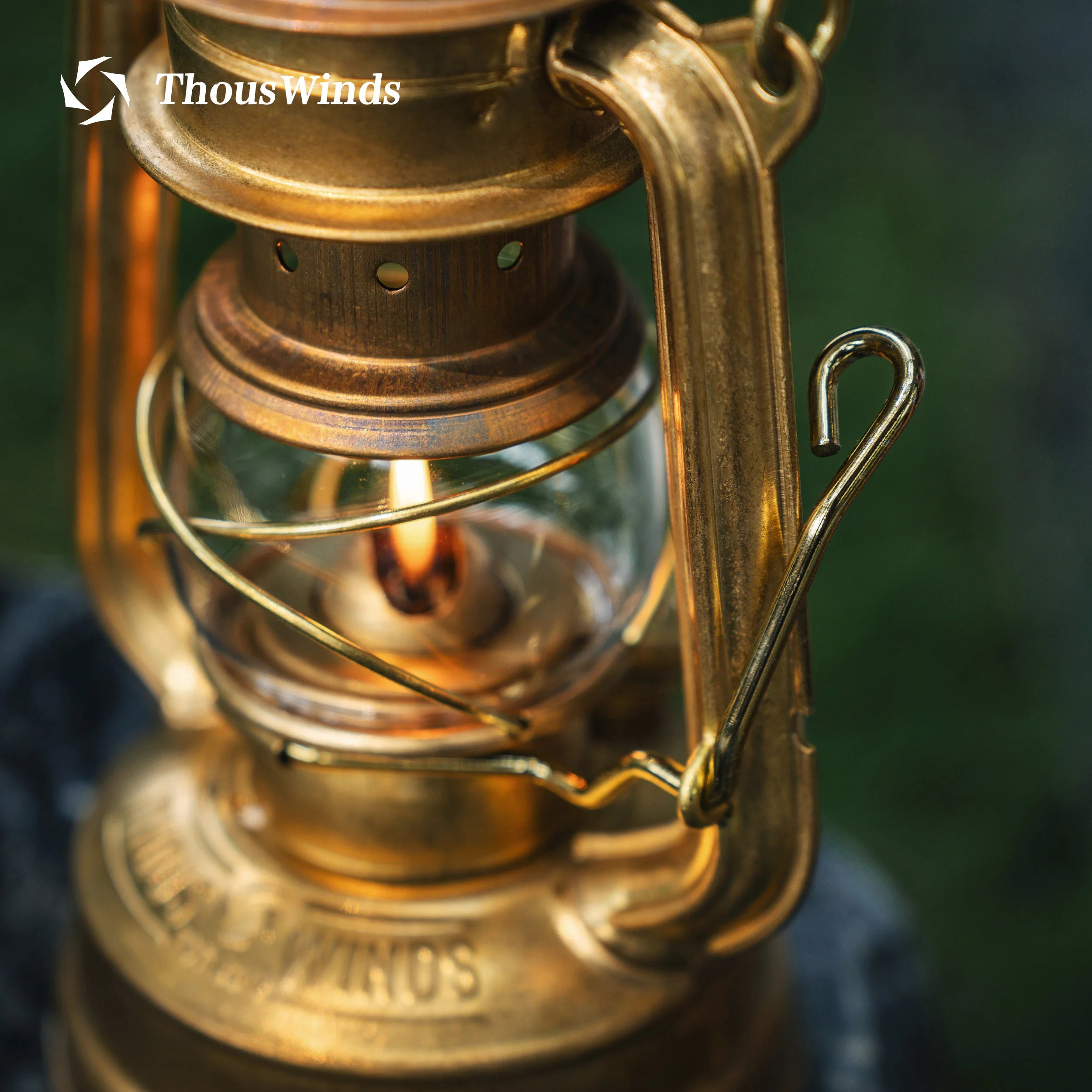 Thous Winds Memory Oil Lamp Portable Outdoor Mini Camping Lantern Retro Camp Lights for Hiking Picnic Camping Supplies