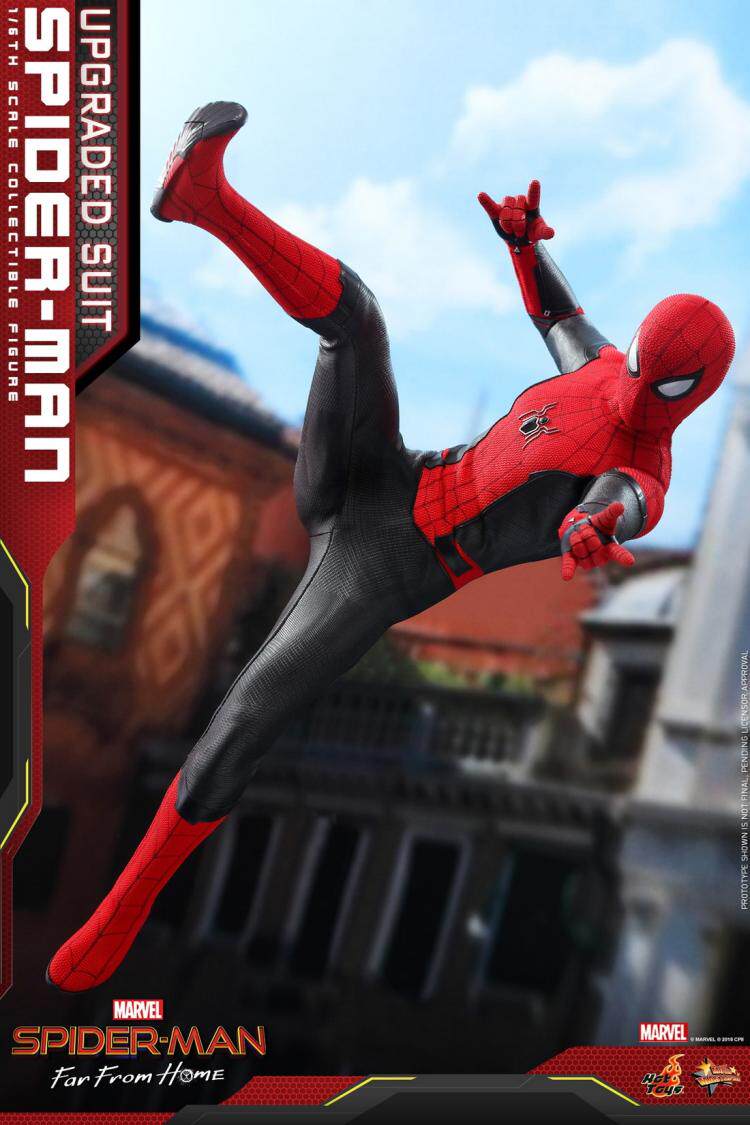HOTTOYS 1/6 Spider-Man: Far From Home Upgraded Red and Black Suit Figure MMS542