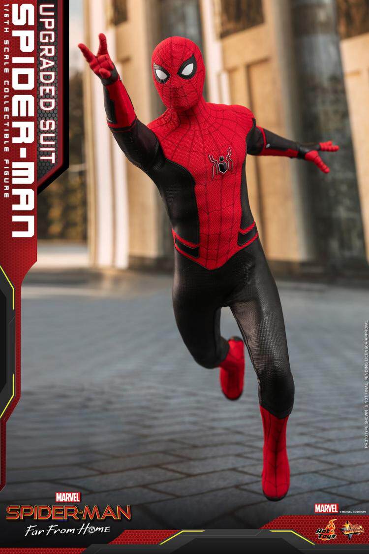 HOTTOYS 1/6 Spider-Man: Far From Home Upgraded Red and Black Suit Figure MMS542