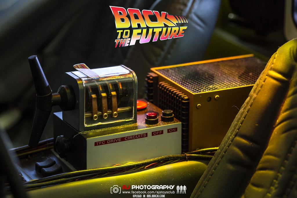 HOT TOYS HT Back to the Future 2 Time Car Time Car Martin MMS636 1/6 movable  action figures