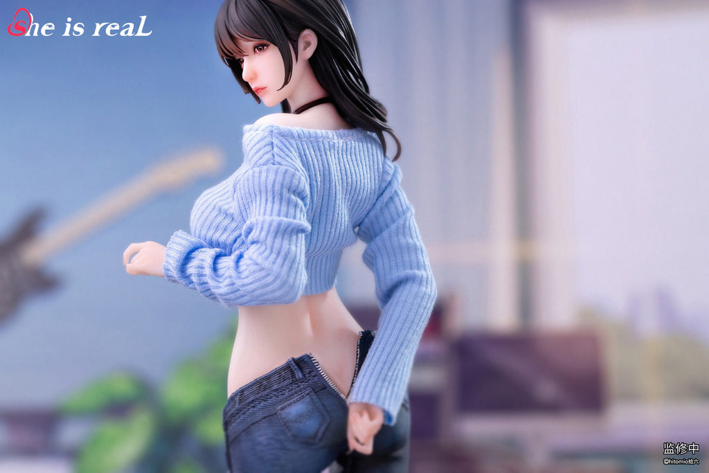 She is real: Hitomio 16 — "Guitar Girl" — Statue-Grade Head Sculpt Figure (Includes Bonus Item) Licensed Version