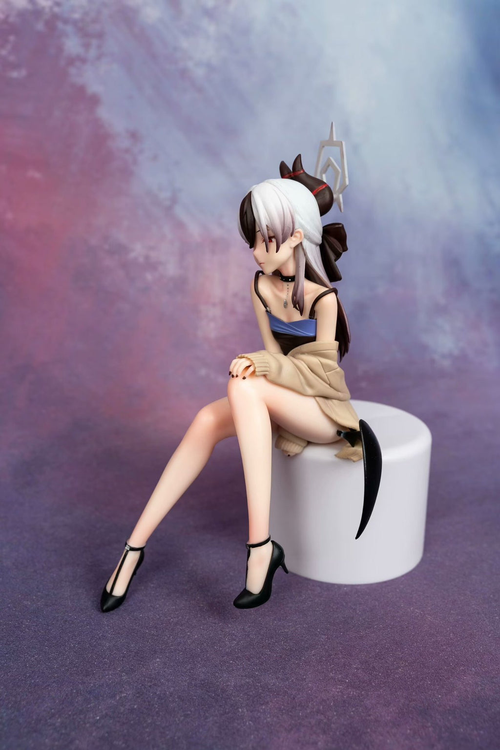 Kayoko Onikata — Evening Gown Version (Seated Pose) — Section Chief — Game Merchandise / Boxed Figure Collectible