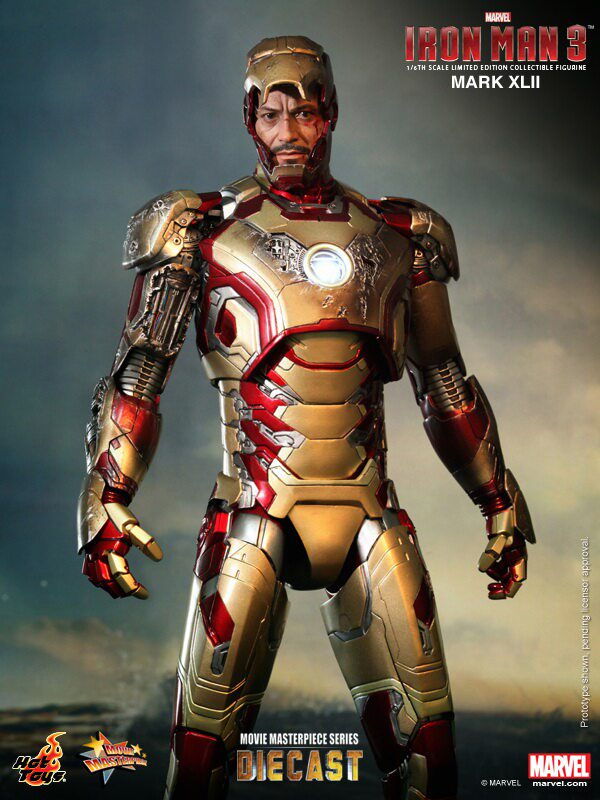 HOTTOYS HT MMS197D02 Iron Man 3 1/6 MK42 die-cast alloy Tony Love action figure