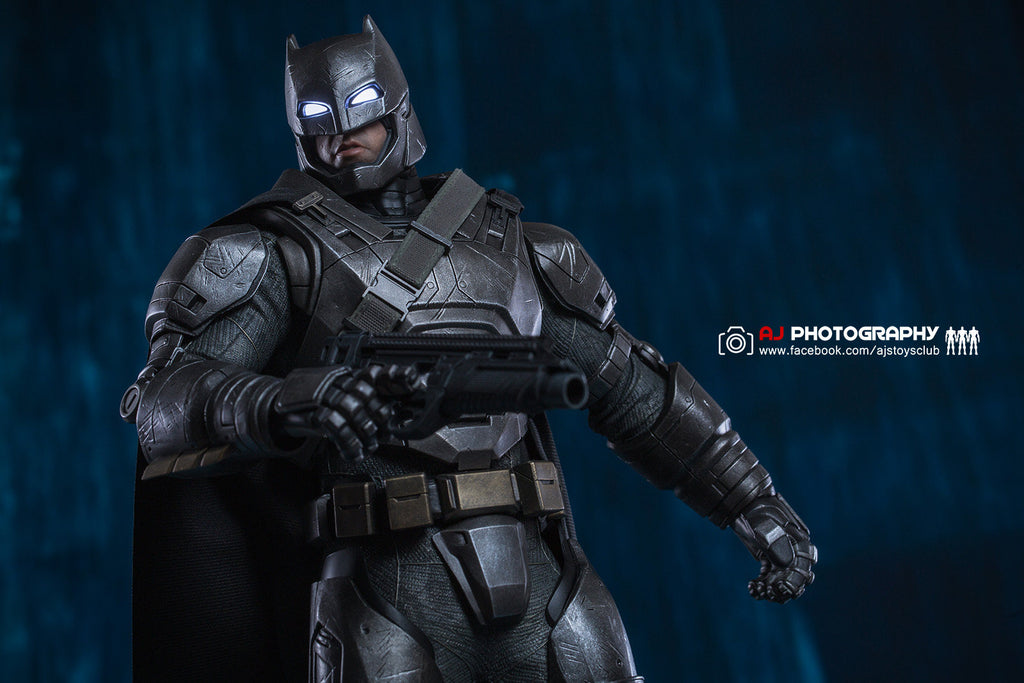 HT HotToys 1/6 BVS Batman v Superman Heavy Armor Regular Version MMS349 Action Figure