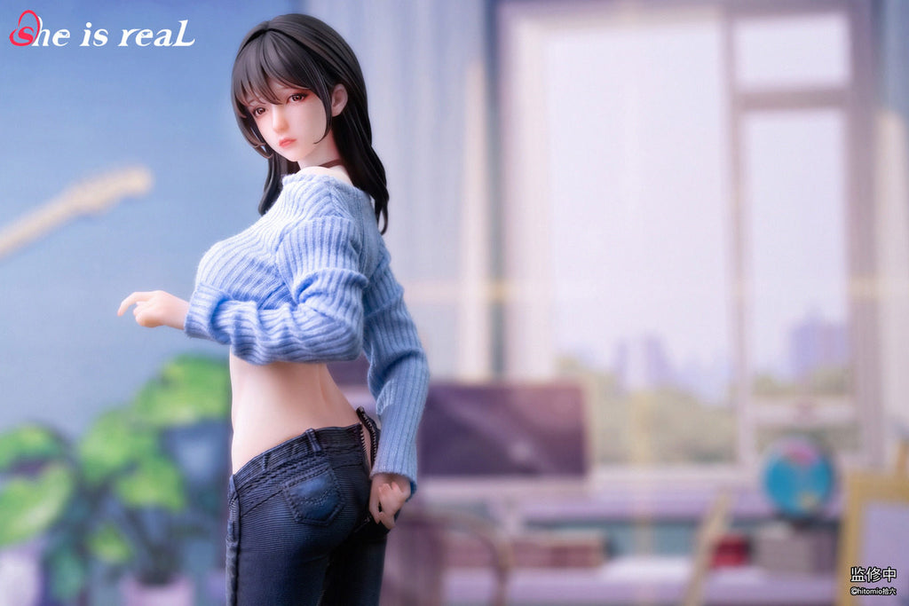 She is real: Hitomio 16 — "Guitar Girl" — Statue-Grade Head Sculpt Figure (Includes Bonus Item) Licensed Version