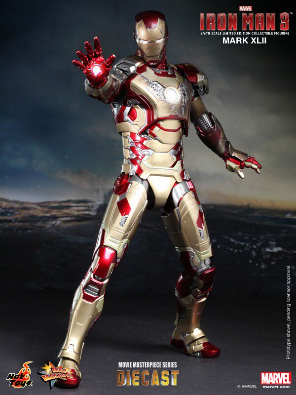 HOTTOYS HT MMS197D02 Iron Man 3 1/6 MK42 die-cast alloy Tony Love action figure
