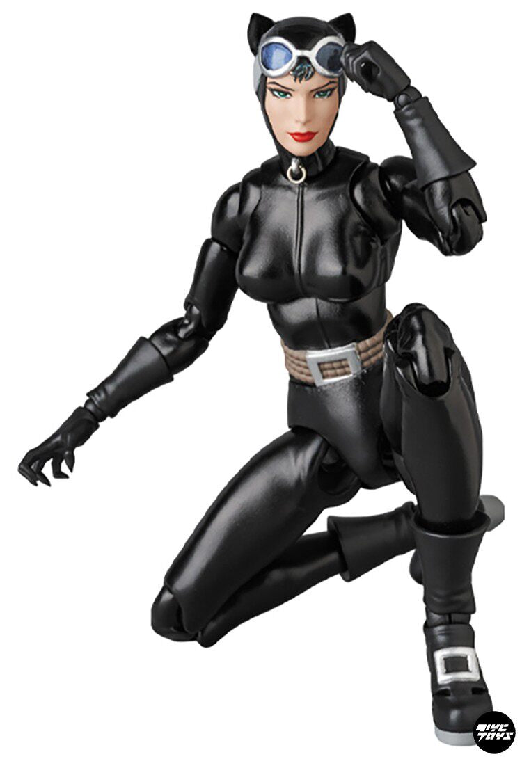 MEDICOM TOY MAFEX DC Batman: Hush Comic Version — Catwoman