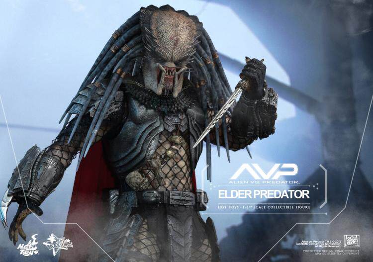 HOTTOYS 1/6 AVP Alien vs. Predator: Elder Red Robe 2.0 Articulated Figure MMS325