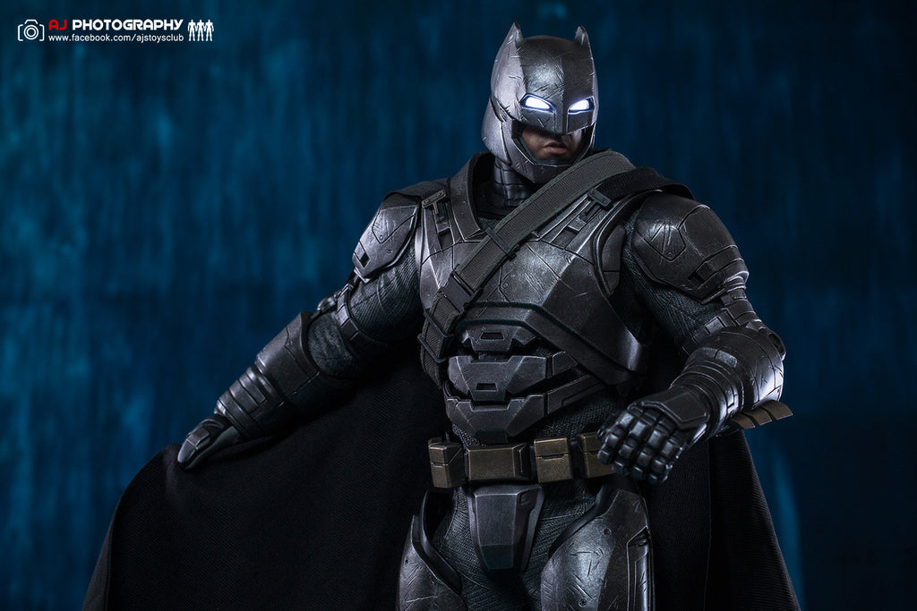 HT HotToys 1/6 BVS Batman v Superman Heavy Armor Regular Version MMS349 Action Figure