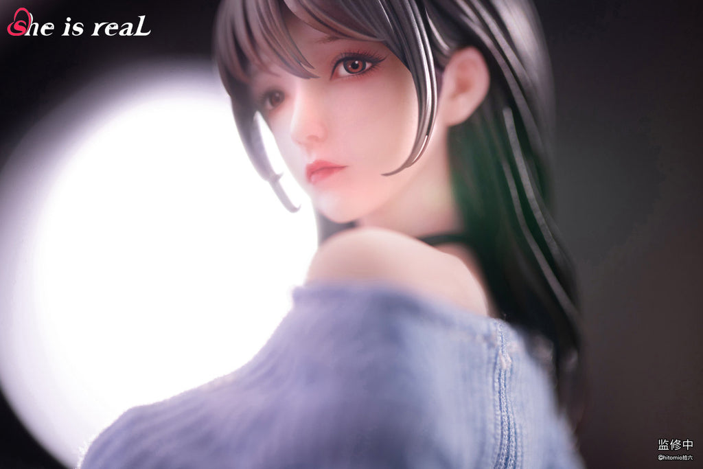 She is real: Hitomio 16 — "Guitar Girl" — Statue-Grade Head Sculpt Figure (Includes Bonus Item) Licensed Version