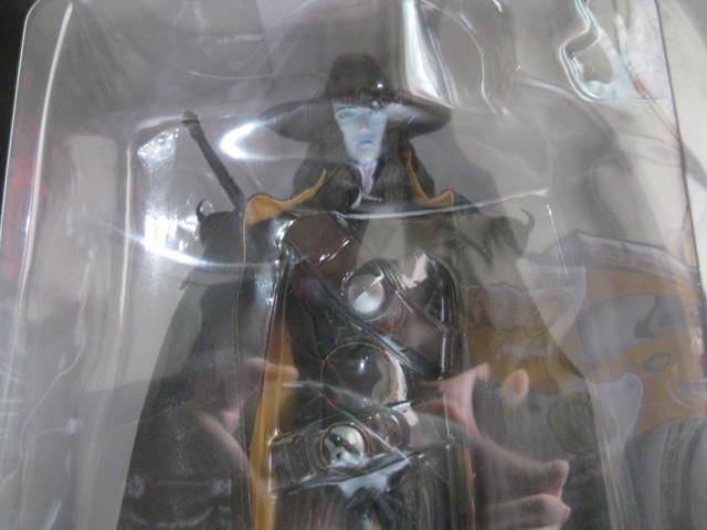 Vampire Hunter D: Takayuki Takeya & Yoshitaka Amano — 12-inch Articulated Action Figure (Limited Edition)