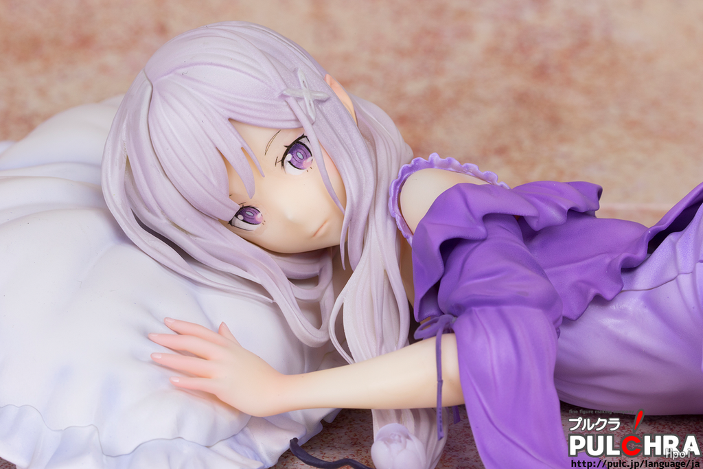 Pulchra — *Re:Zero - Starting Life in Another World*: Emilia (Lia) — Pajamas Ver.