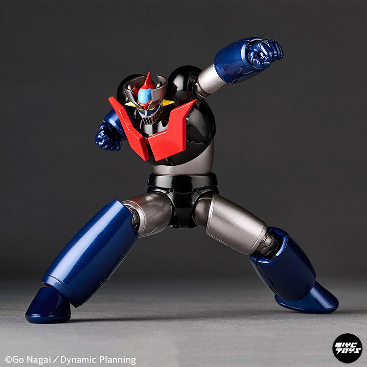 KAIYODO Revoltech Amazing Yamaguchi: Mazinger Z (Articulated Action Figure)