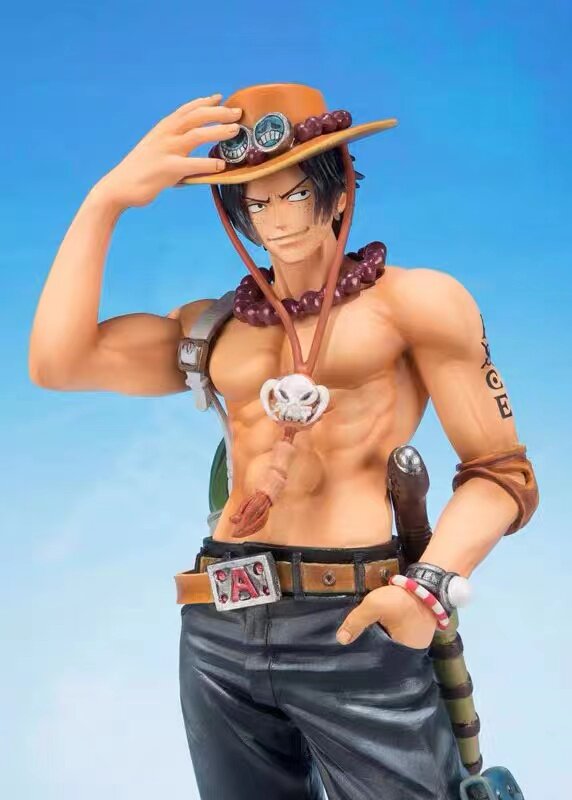 Japanese Edition: Bandai — One Piece Figuarts ZERO — Portgas D. Ace (Fire Fist) — 5th Anniversary Commemorative Edition Figure