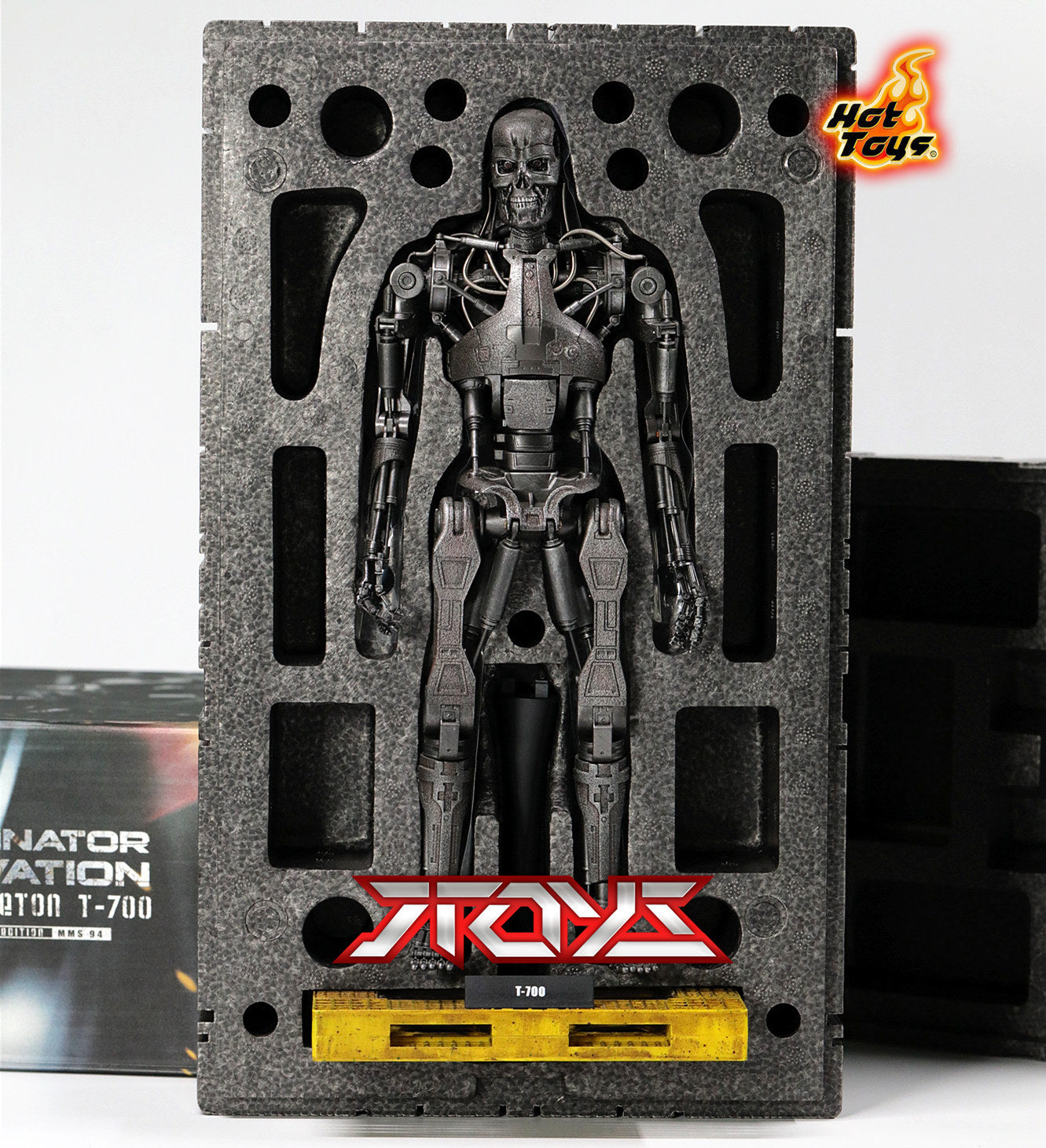HOTTOYS HT 1/6 Terminator Arnold T800 T700 MMS94 mechanical skeleton movable figure