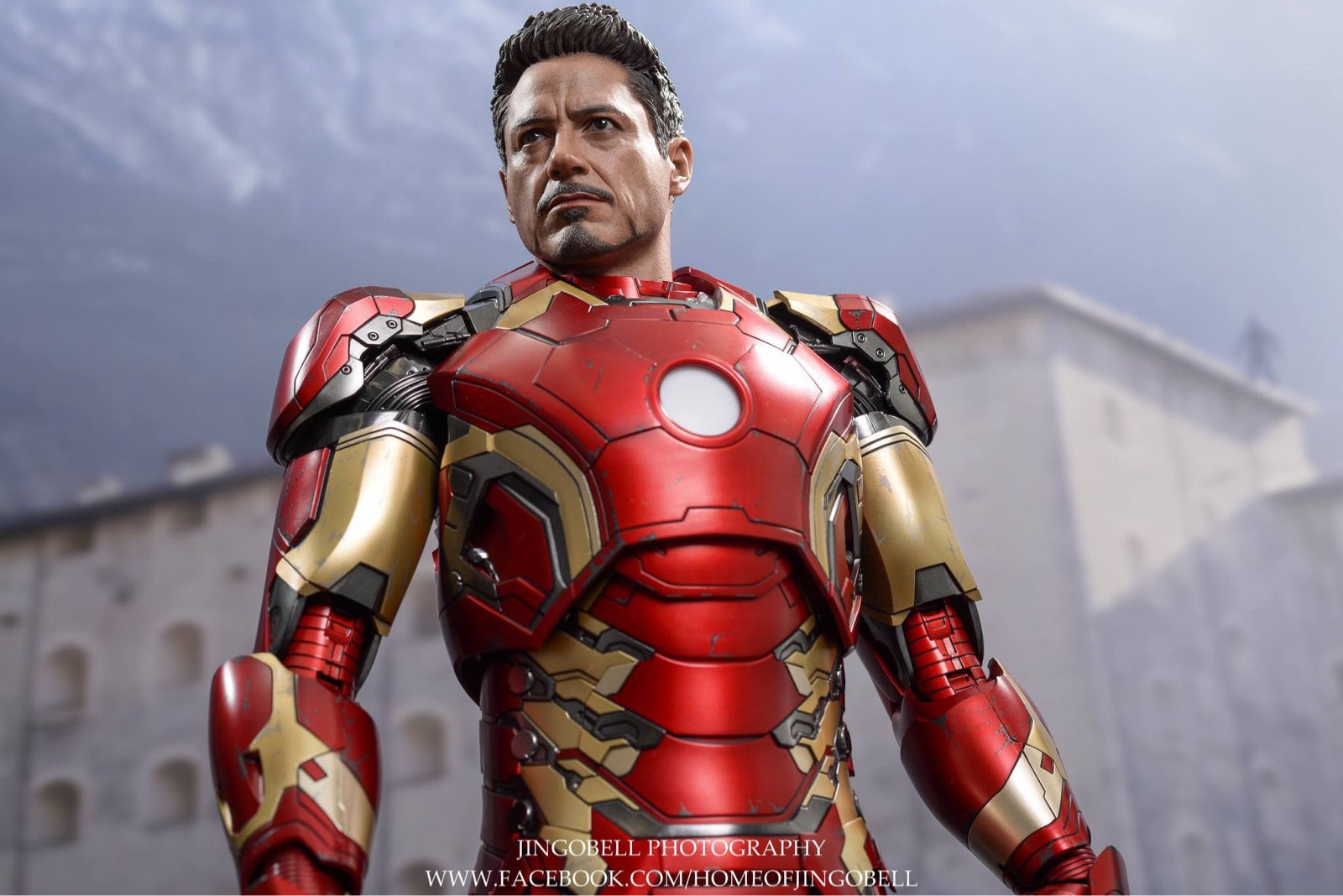HotToys 1/4 Avengers 18-inch high 55cm Iron Man large MK43 QS005 action figure