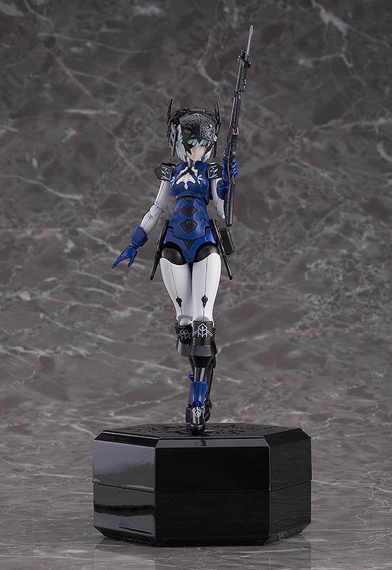 GSC chitocerium — "Standard-bearer" (Blue Box-girl) — Assembly Model Kit