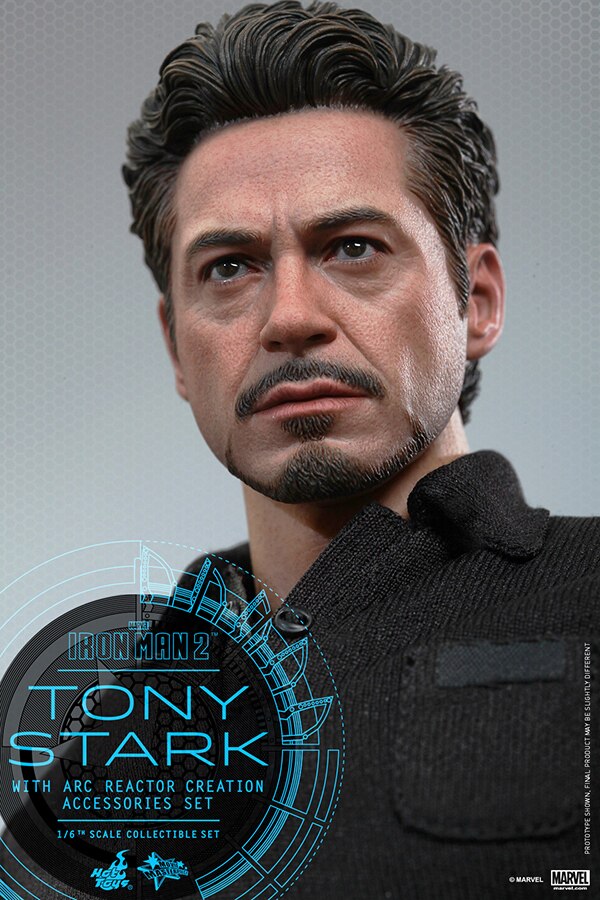 HotToys HT 1/6 Iron Man 2 Tony Debugging 3.0 Reactor MMS273 Action Figure