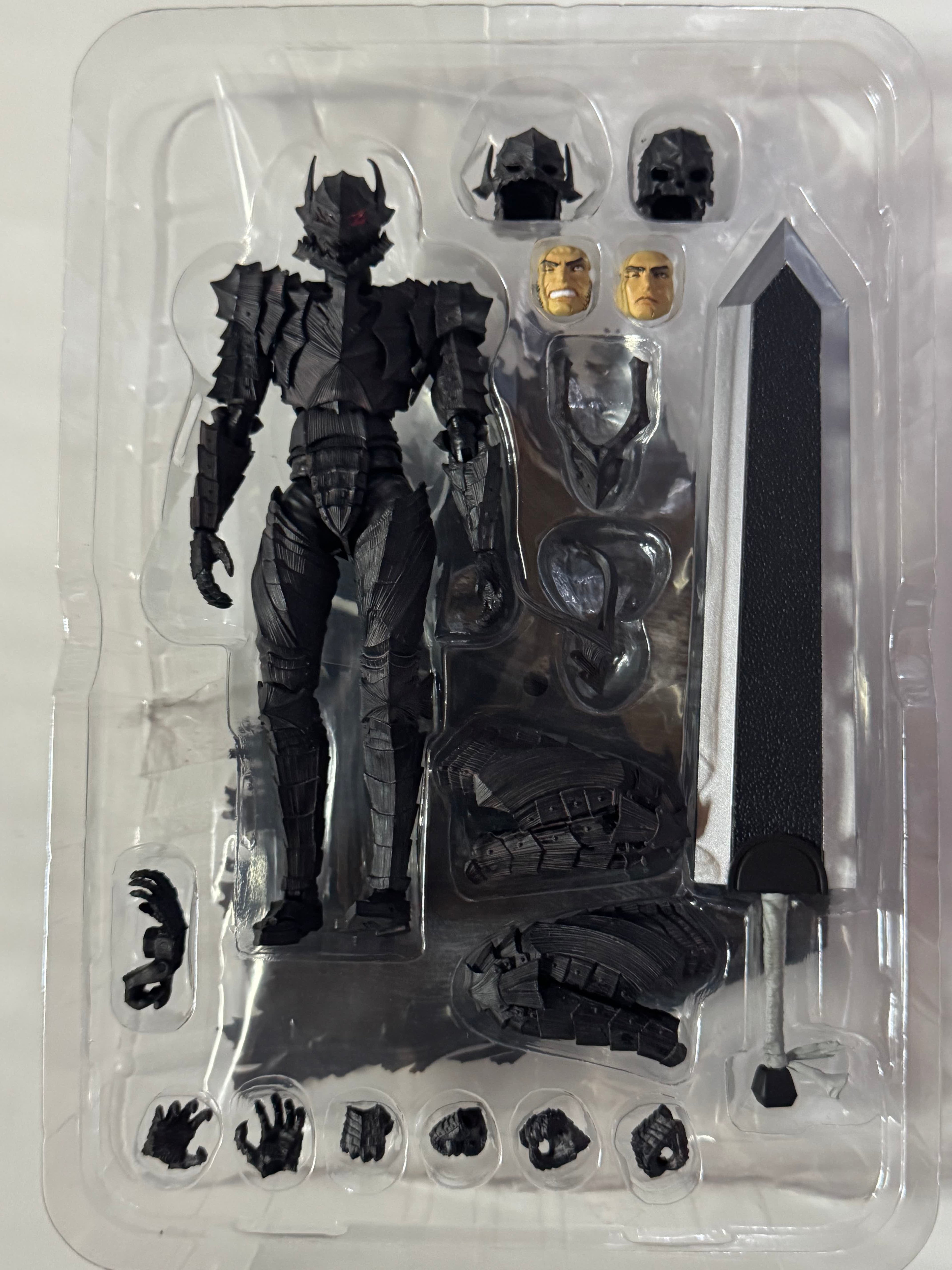 Bandai SHF Guts Berserker Armor Sword and Wind Legend 1/12 Action Figure