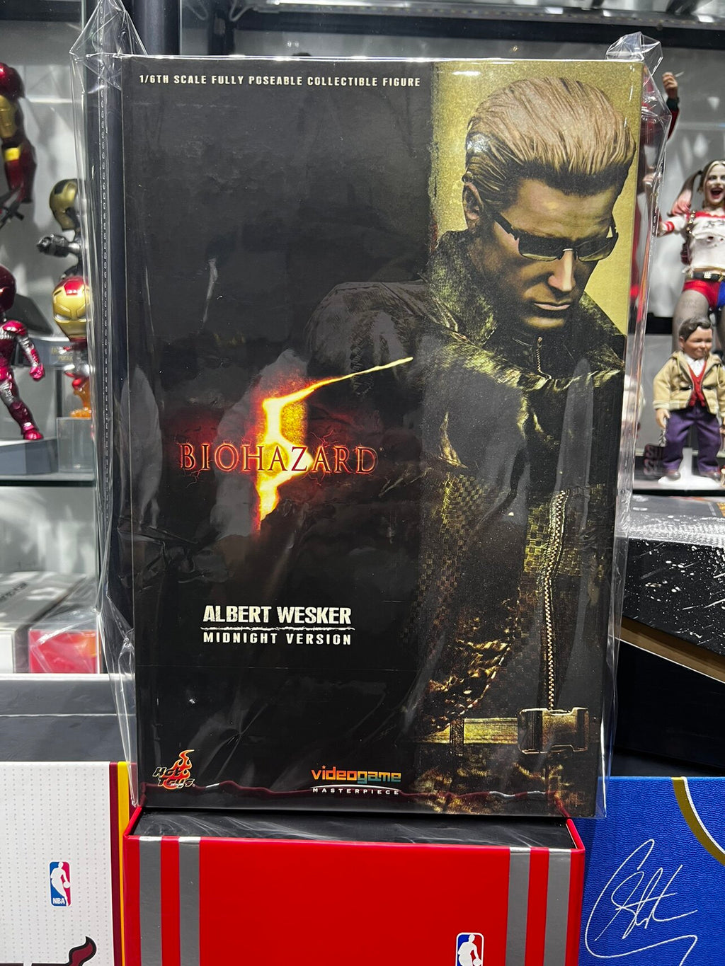Hot Toys HT 1/6 Resident Evil 5 Wesker 1.0 Leather Jacket Trench Coat Nightwalker Version VGM08