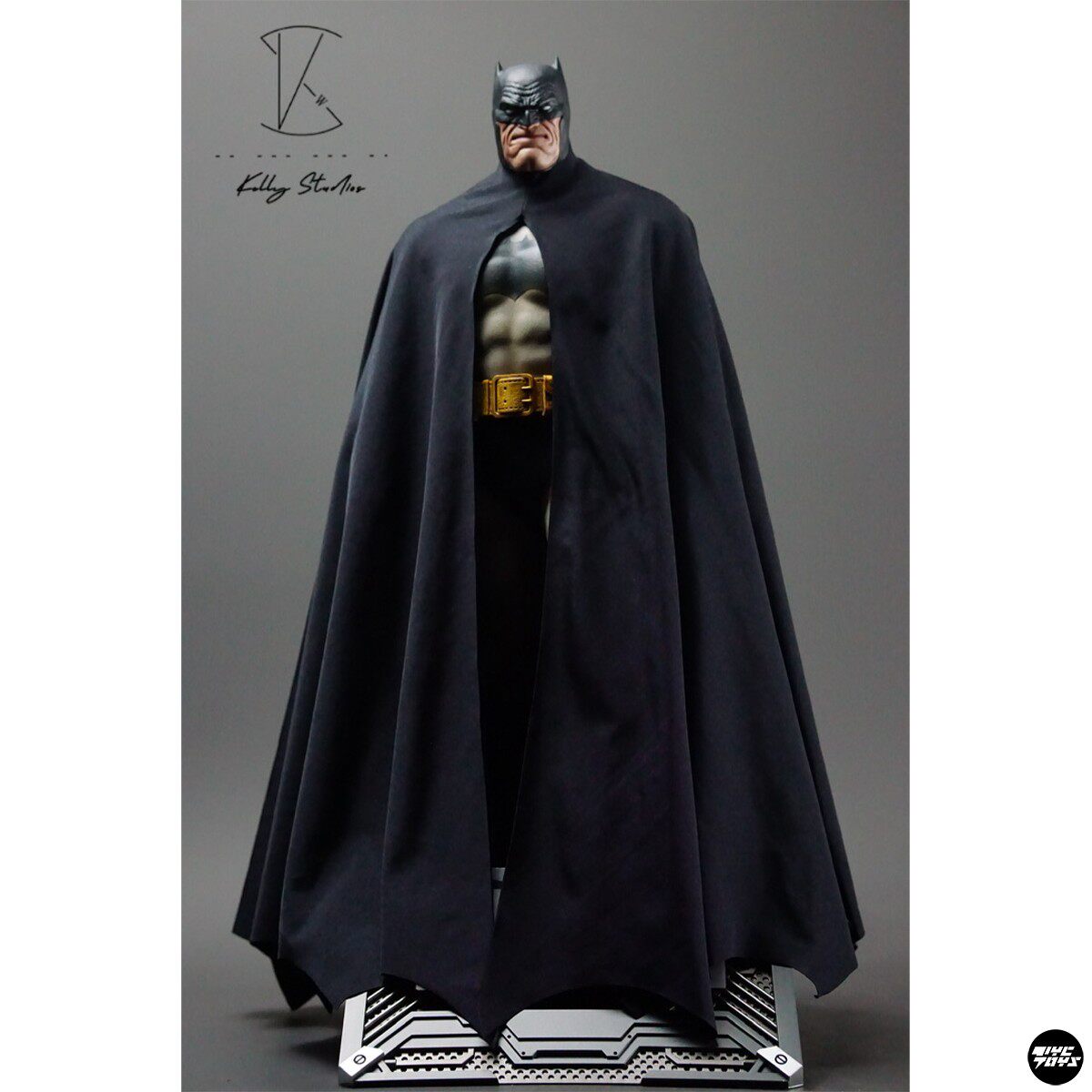 KELLY STUDIO HT Black-Suit Batman Drape Cape Accessory KS-0010 (Figures Not Included)