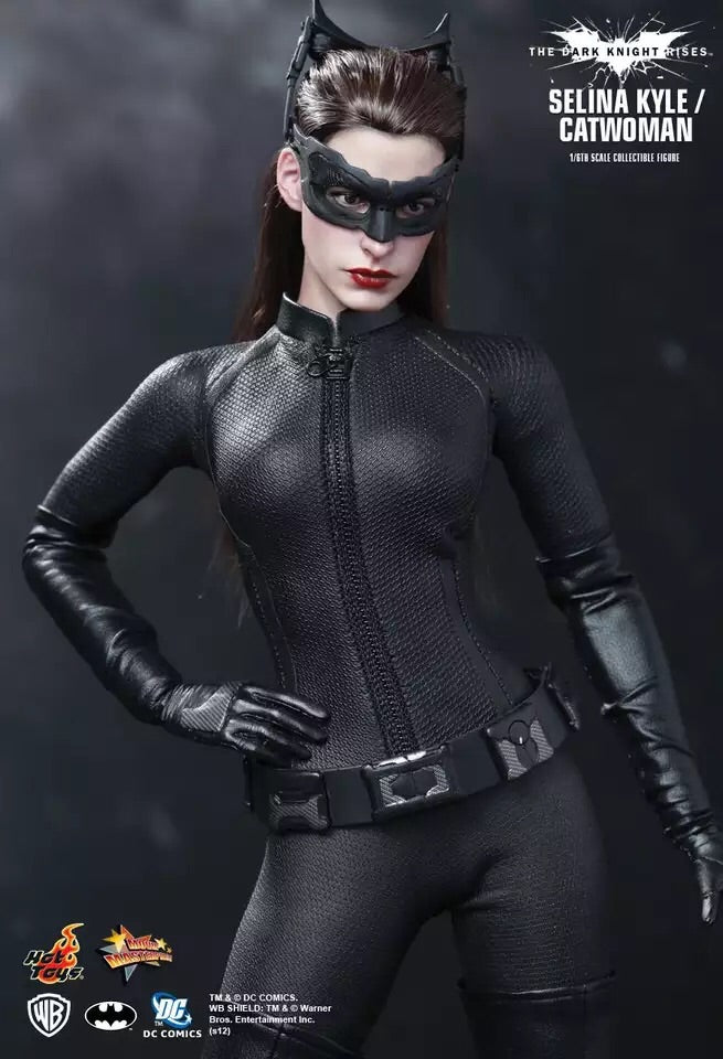 Hot Toys HT 1/6 Batman Catwoman Anne Hathaway MMS188 Action Figure