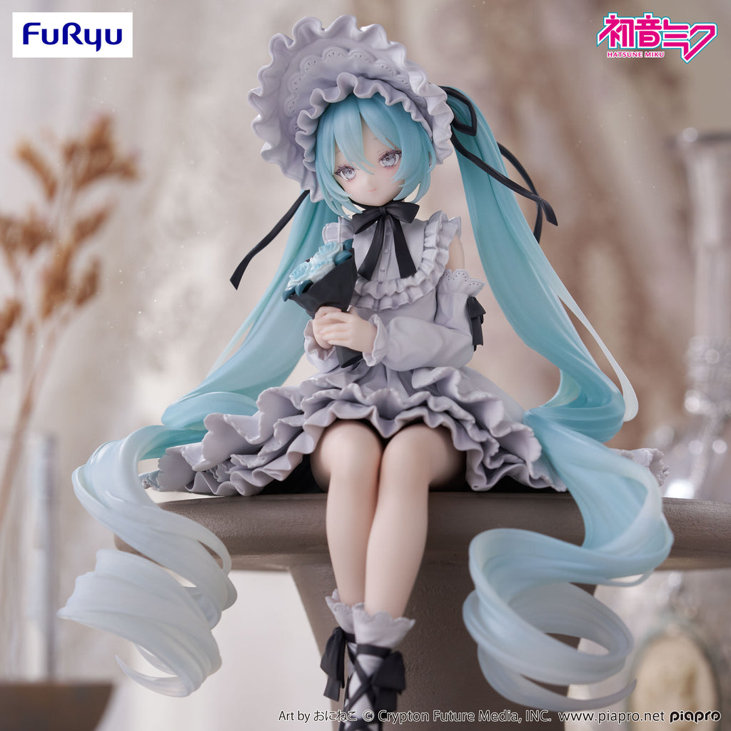 FuRyu Hatsune Miku Retro Doll Classic Doll Figure