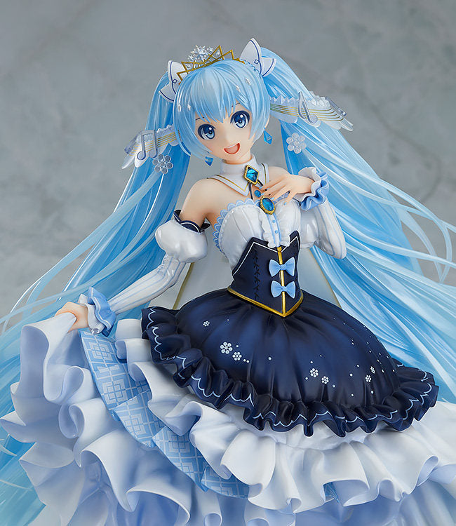 GSC 1/7 Hatsune Miku: SNOW MIKU Princess Ver. Figure — Licensed Version
