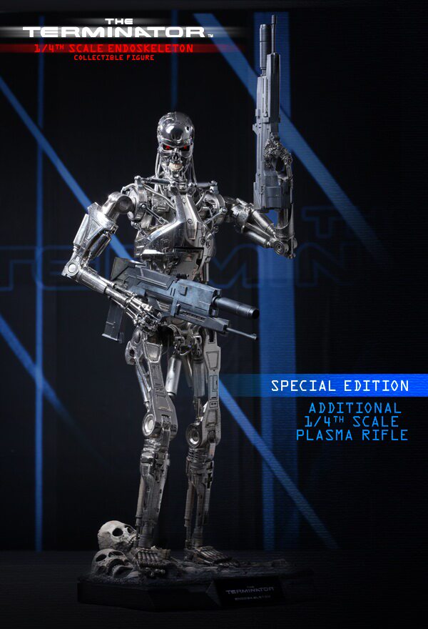 Pre-sales Hot Toys HT Terminator T2/T1 1:4 Arnold T-800 Metal Endoskeleton (Die-cast/Electroplated) VIP Edition QS002
