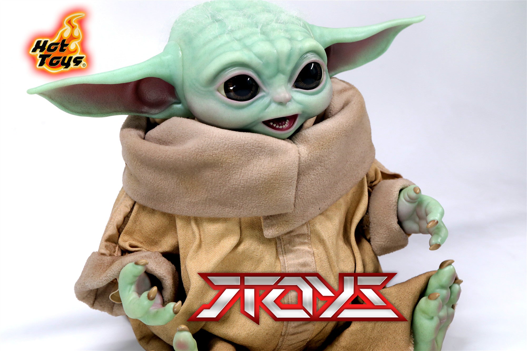 HT 1/1LMS013 Star Wars The Mandalorian Baby Yoda The Child Action Figure