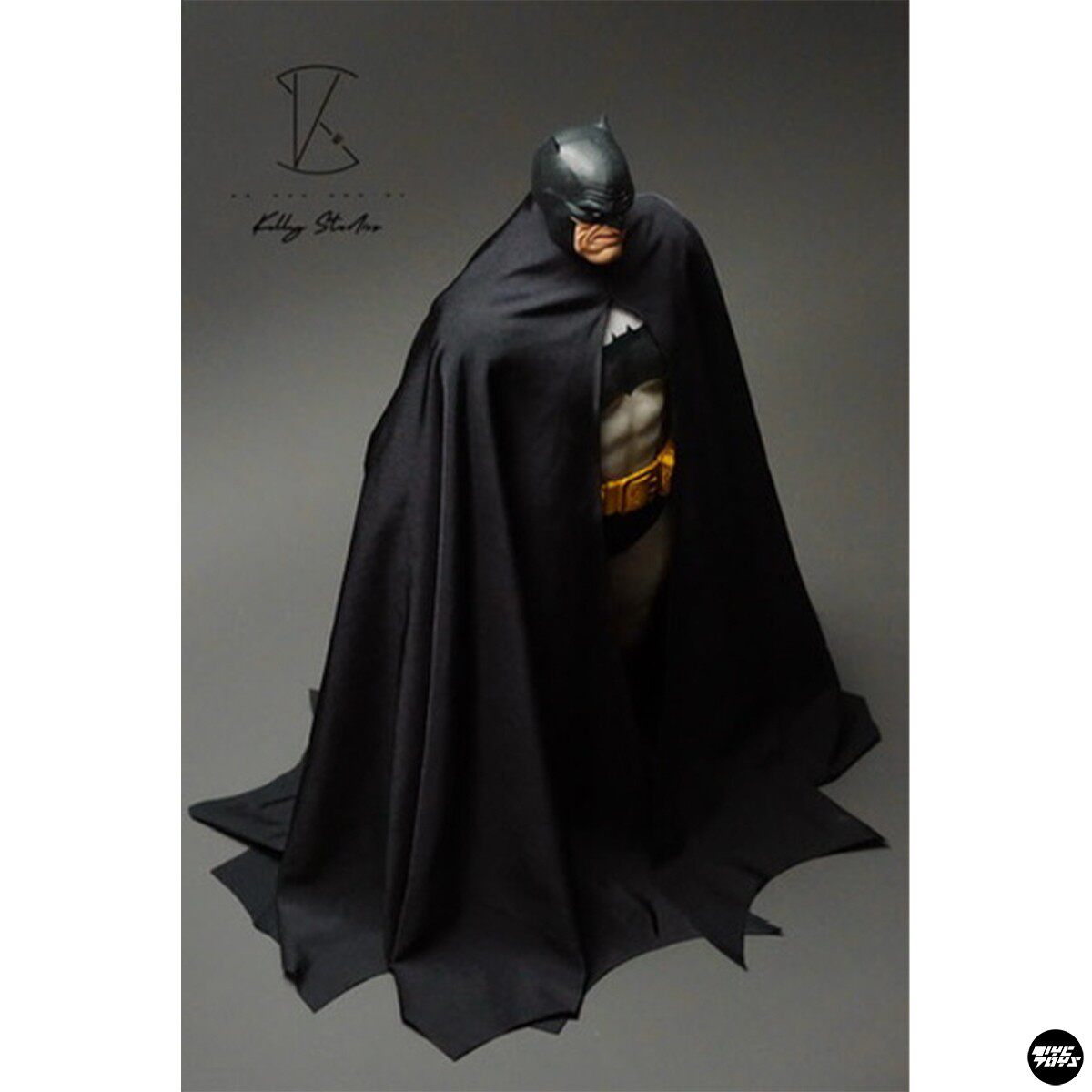 KELLY STUDIO HT Black-Suit Batman Drape Cape Accessory KS-0010 (Figures Not Included)