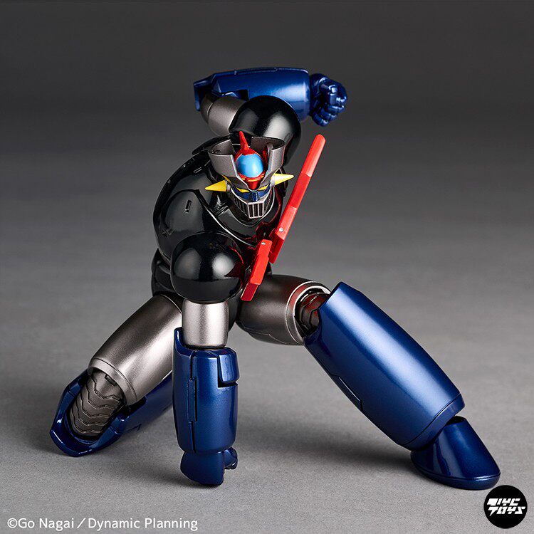 KAIYODO Revoltech Amazing Yamaguchi: Mazinger Z (Articulated Action Figure)