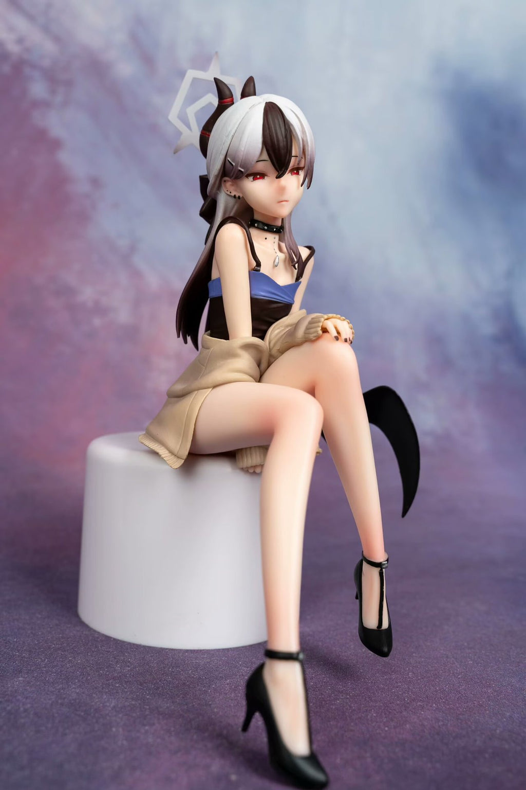 Kayoko Onikata — Evening Gown Version (Seated Pose) — Section Chief — Game Merchandise / Boxed Figure Collectible