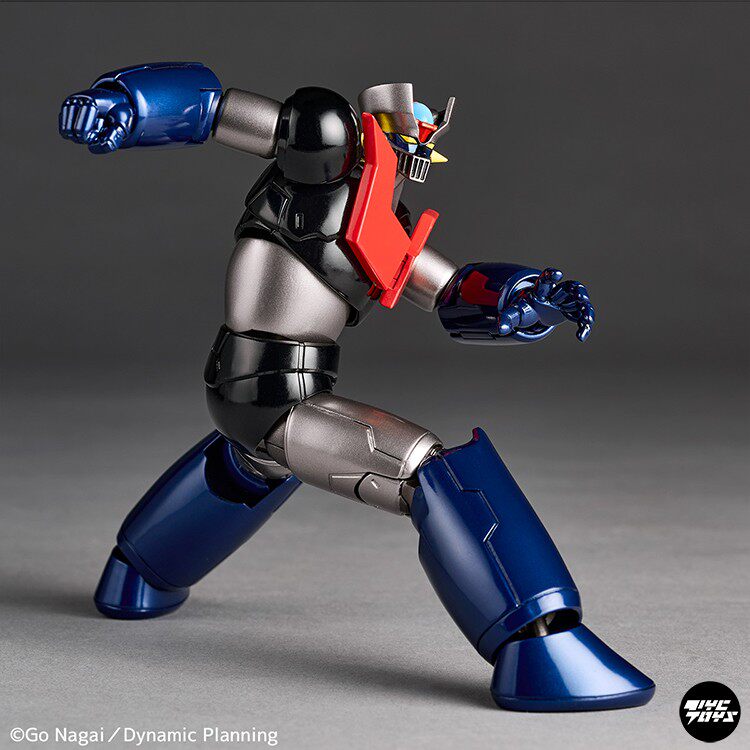 KAIYODO Revoltech Amazing Yamaguchi: Mazinger Z (Articulated Action Figure)