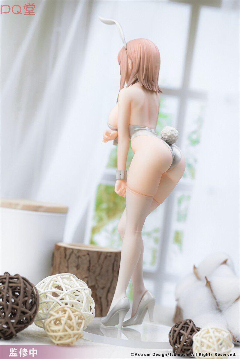 AstrumDesign: Miss White Bunny Girl (Original Art by Ikomochi)