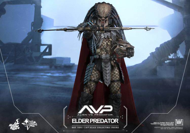 HOTTOYS 1/6 AVP Alien vs. Predator: Elder Red Robe 2.0 Articulated Figure MMS325