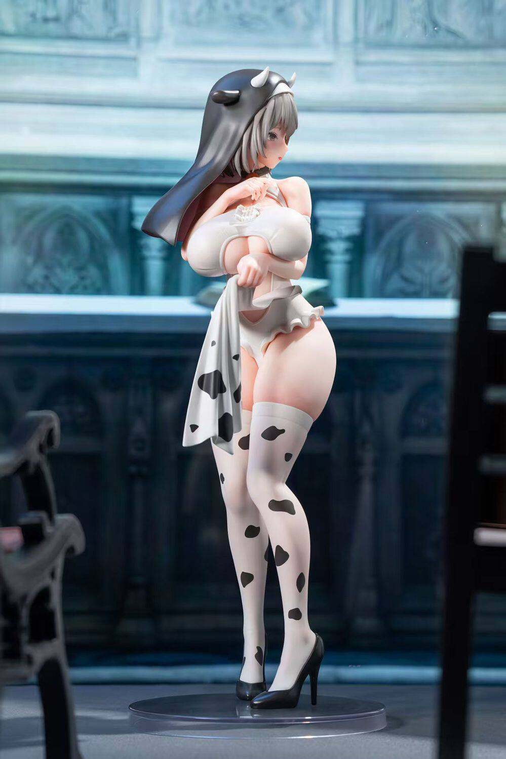Cow Nun Ou Kou 27CM beautiful girl anime GKGK model