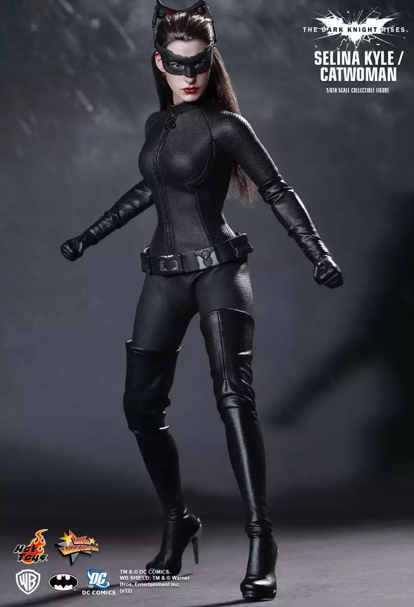 Hot Toys HT 1/6 Batman Catwoman Anne Hathaway MMS188 Action Figure