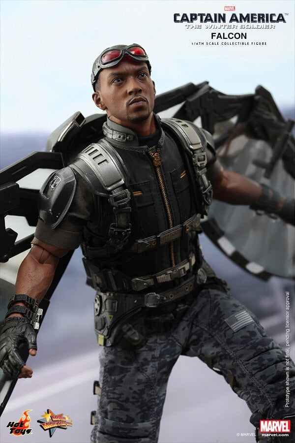 HotToys HT 1/6 Captain America 2 The Winter Soldier Falcon 1.0 MMS-245 Action Figure