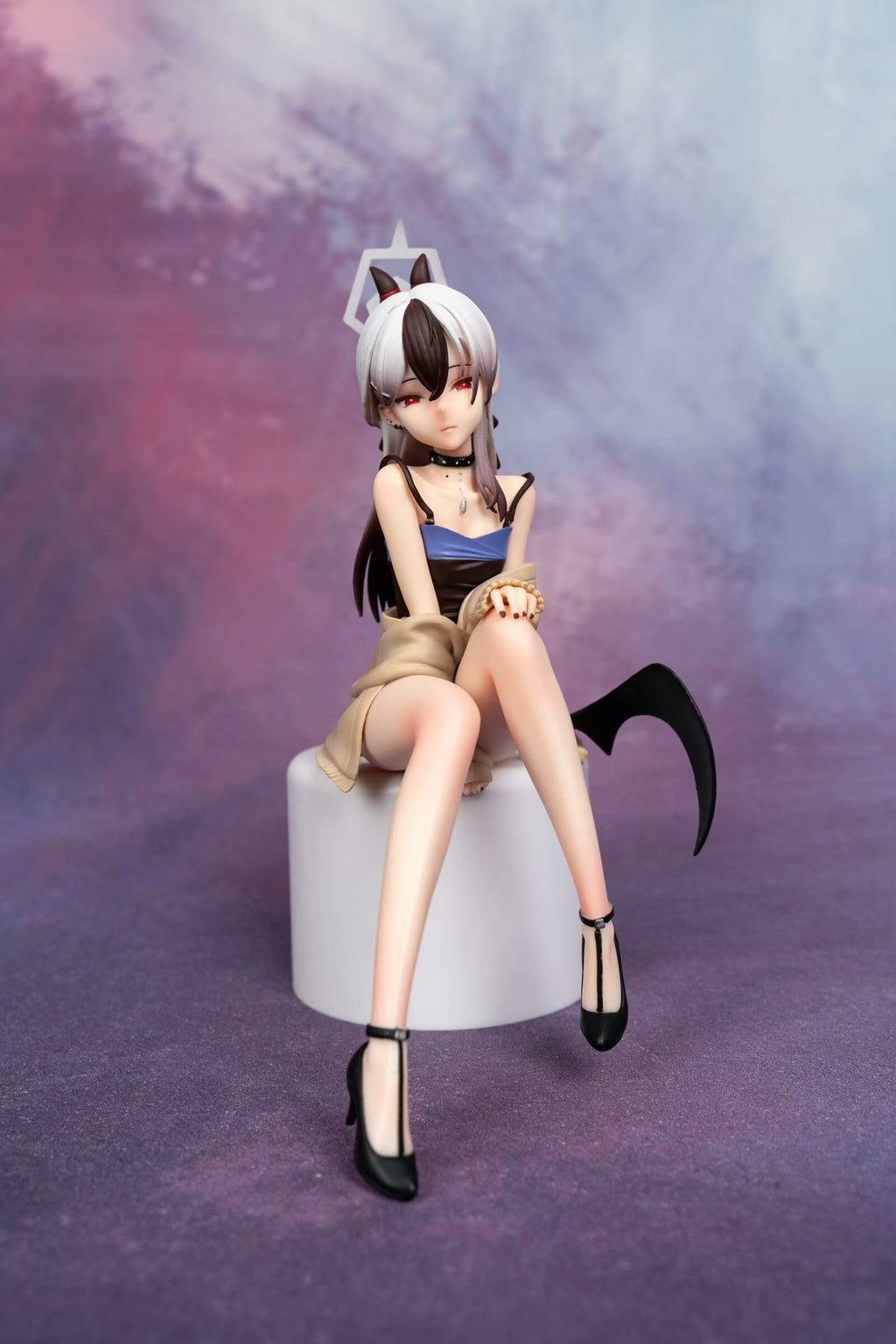 Kayoko Onikata — Evening Gown Version (Seated Pose) — Section Chief — Game Merchandise / Boxed Figure Collectible