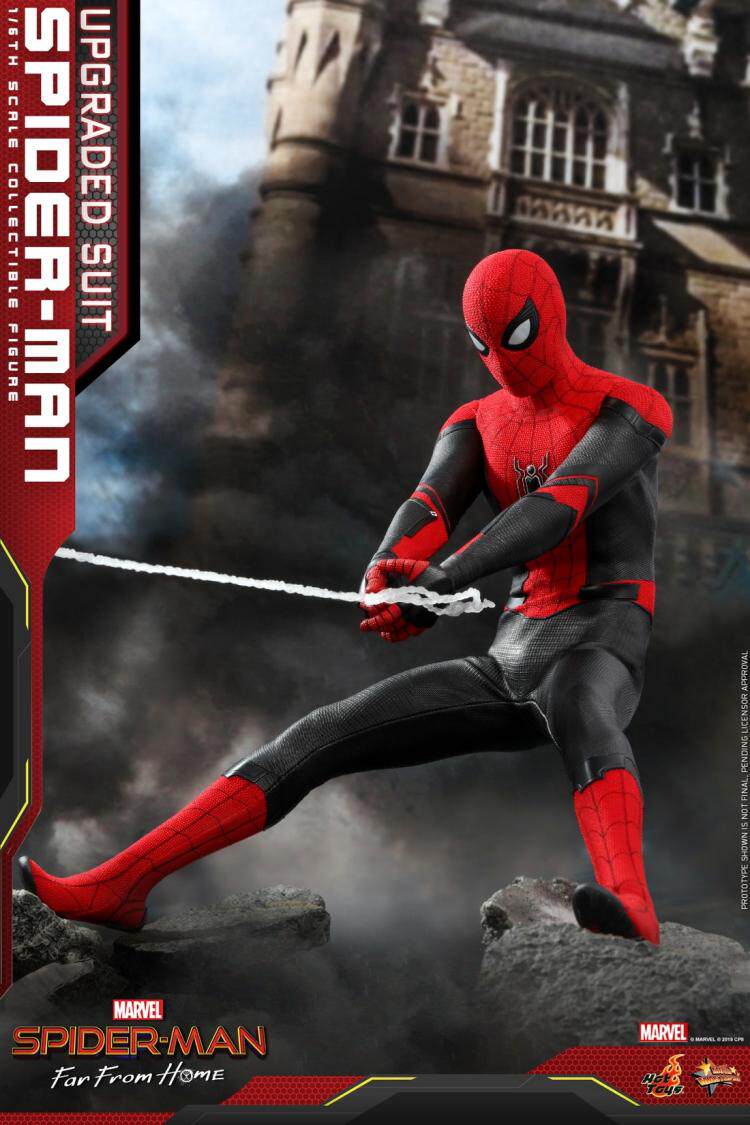 HOTTOYS 1/6 Spider-Man: Far From Home Upgraded Red and Black Suit Figure MMS542