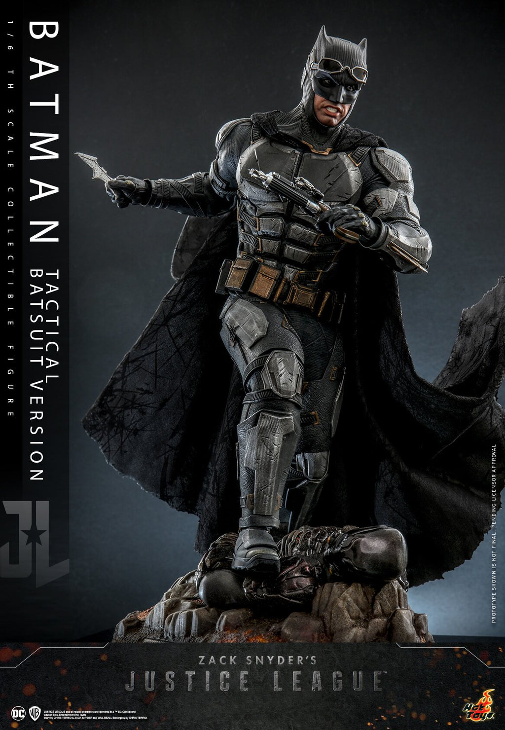 Pre-sales HOTTOYS HT 1/6 Justice League Batman Armored Figure TMS085