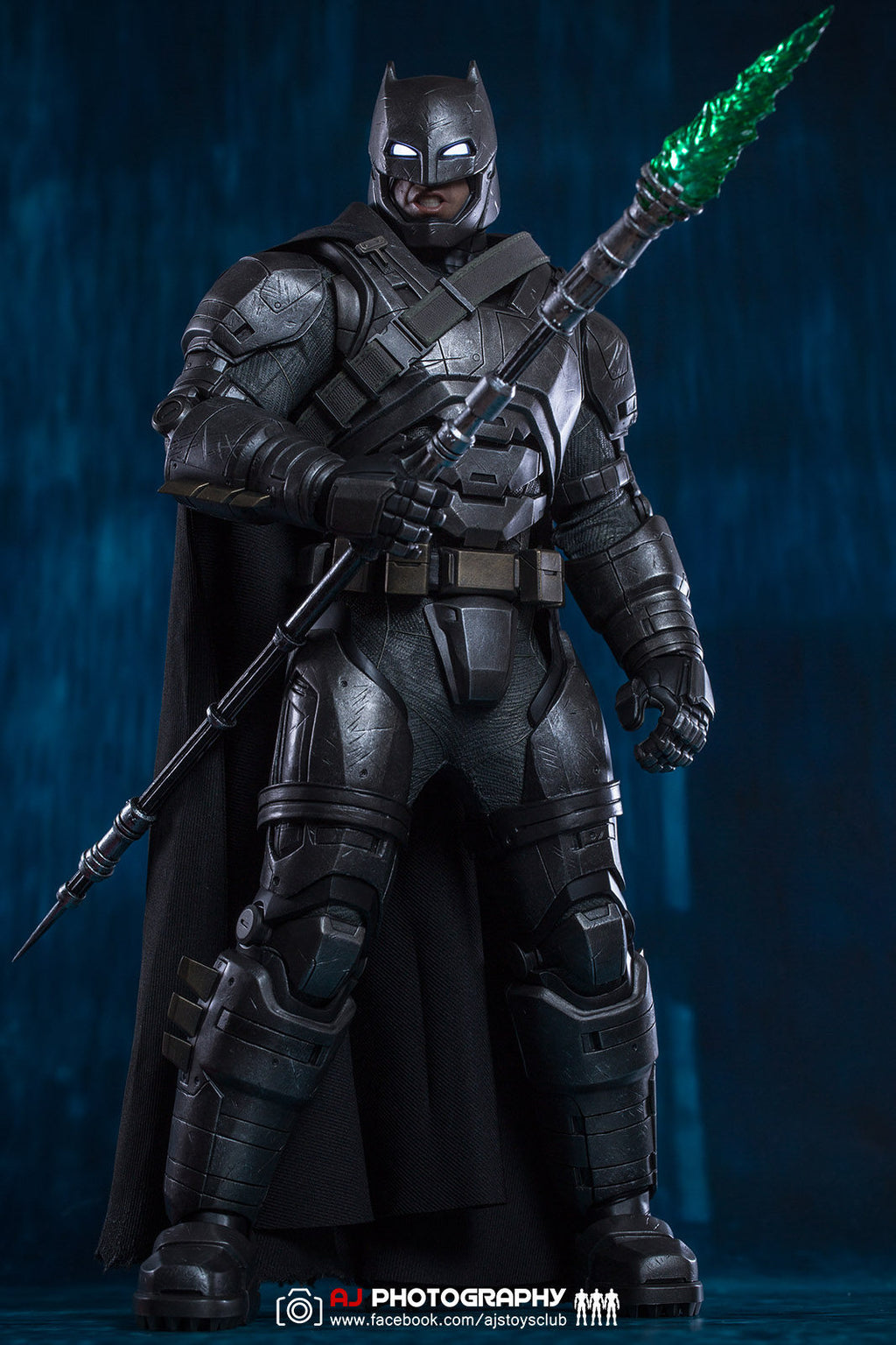 HT HotToys 1/6 BVS Batman v Superman Heavy Armor Regular Version MMS349 Action Figure