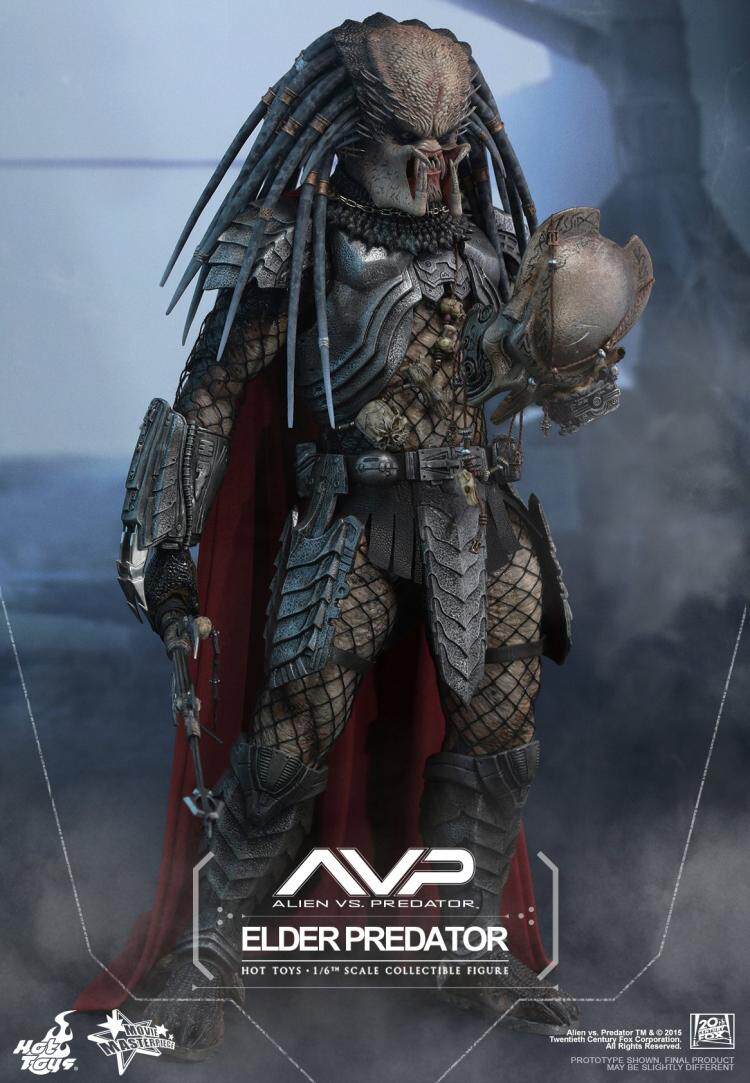 HOTTOYS 1/6 AVP Alien vs. Predator: Elder Red Robe 2.0 Articulated Figure MMS325