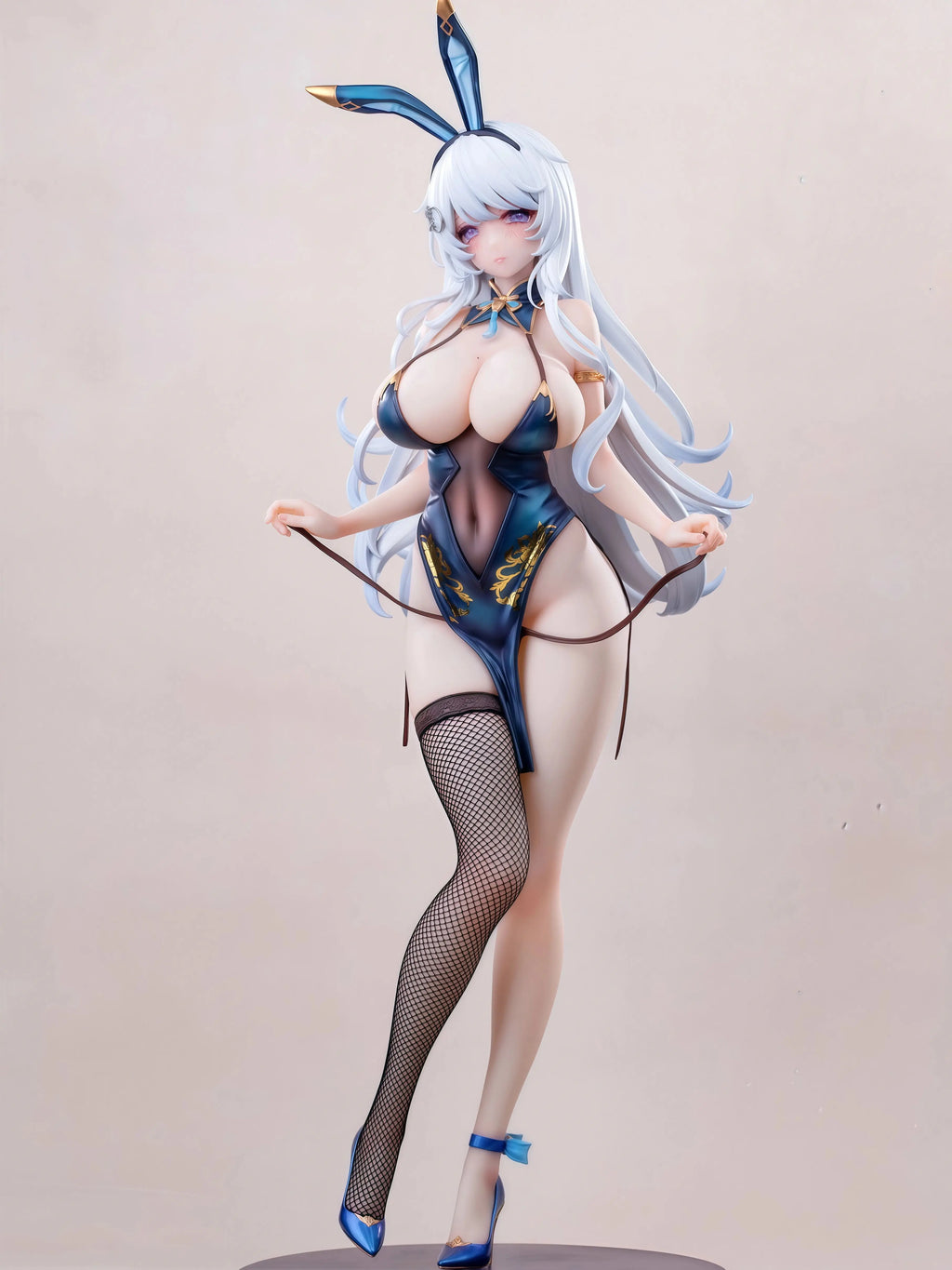 Qipao Rabbit GirlPeripheral figurine model table decoration, birthday gift, trendy toy scene decoration, car decoration