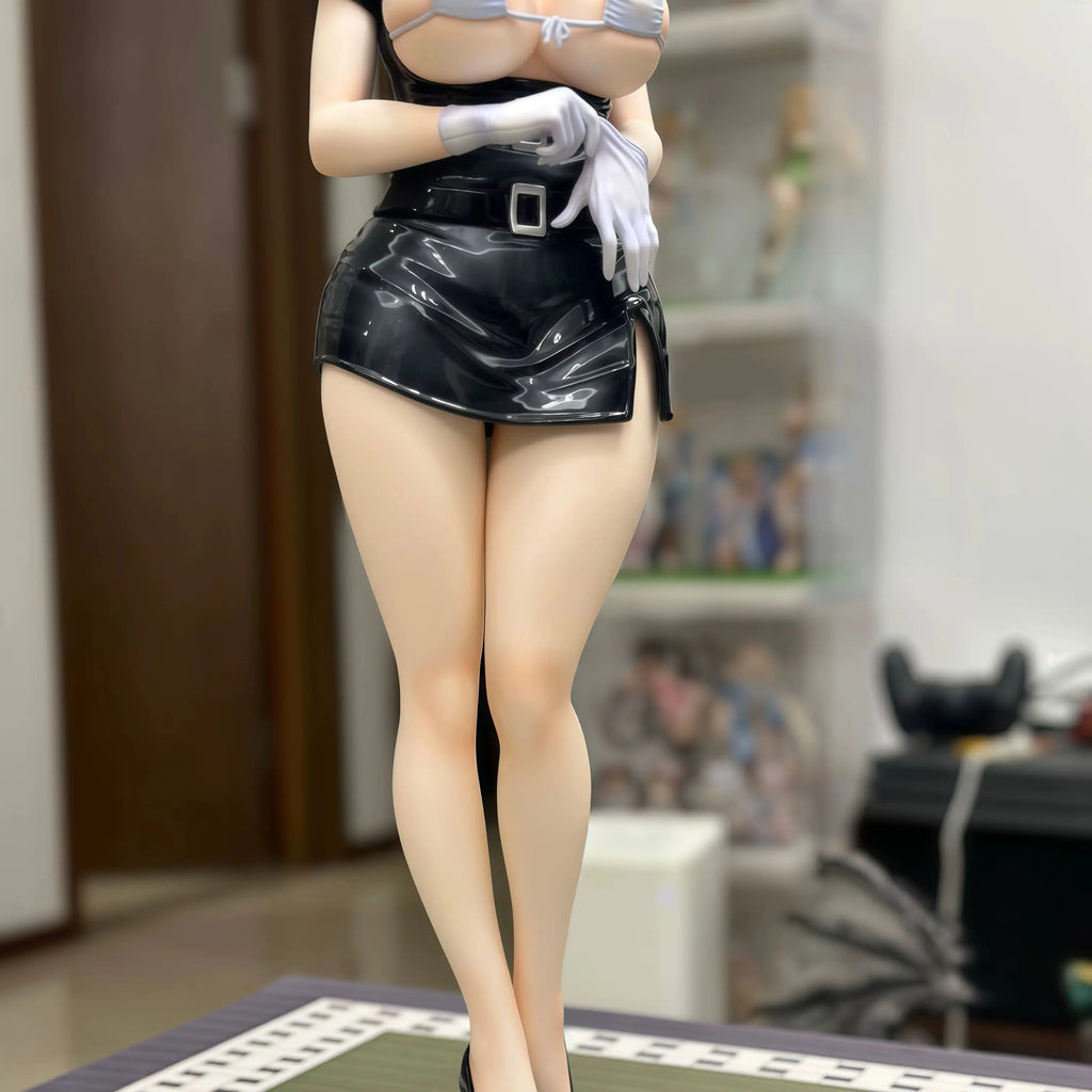 Makoto Kurosawa Peripheral figurine model table decoration, birthday gift, trendy toy scene decoration, car decoration