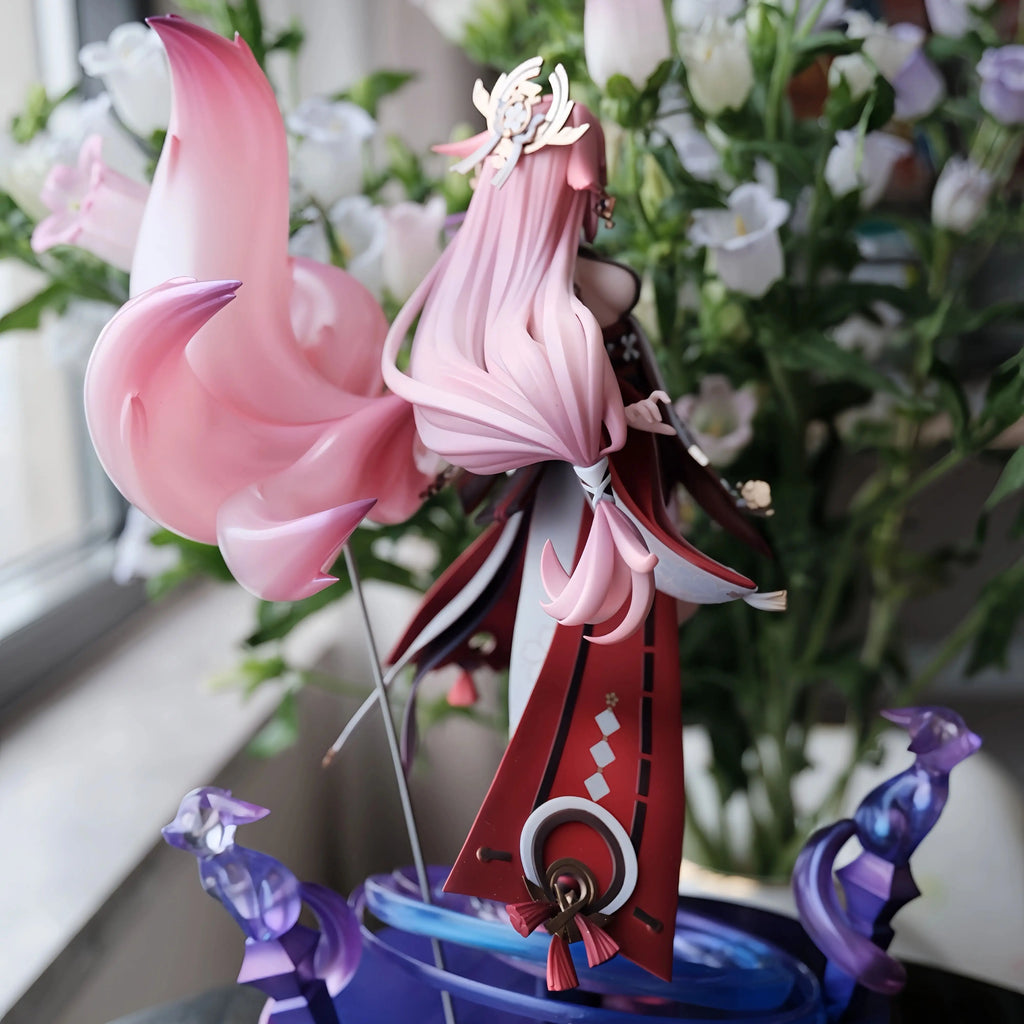 Yaeya Shenzi Peripheral figurine model table decoration, birthday gift, trendy toy scene decoration, car decoration